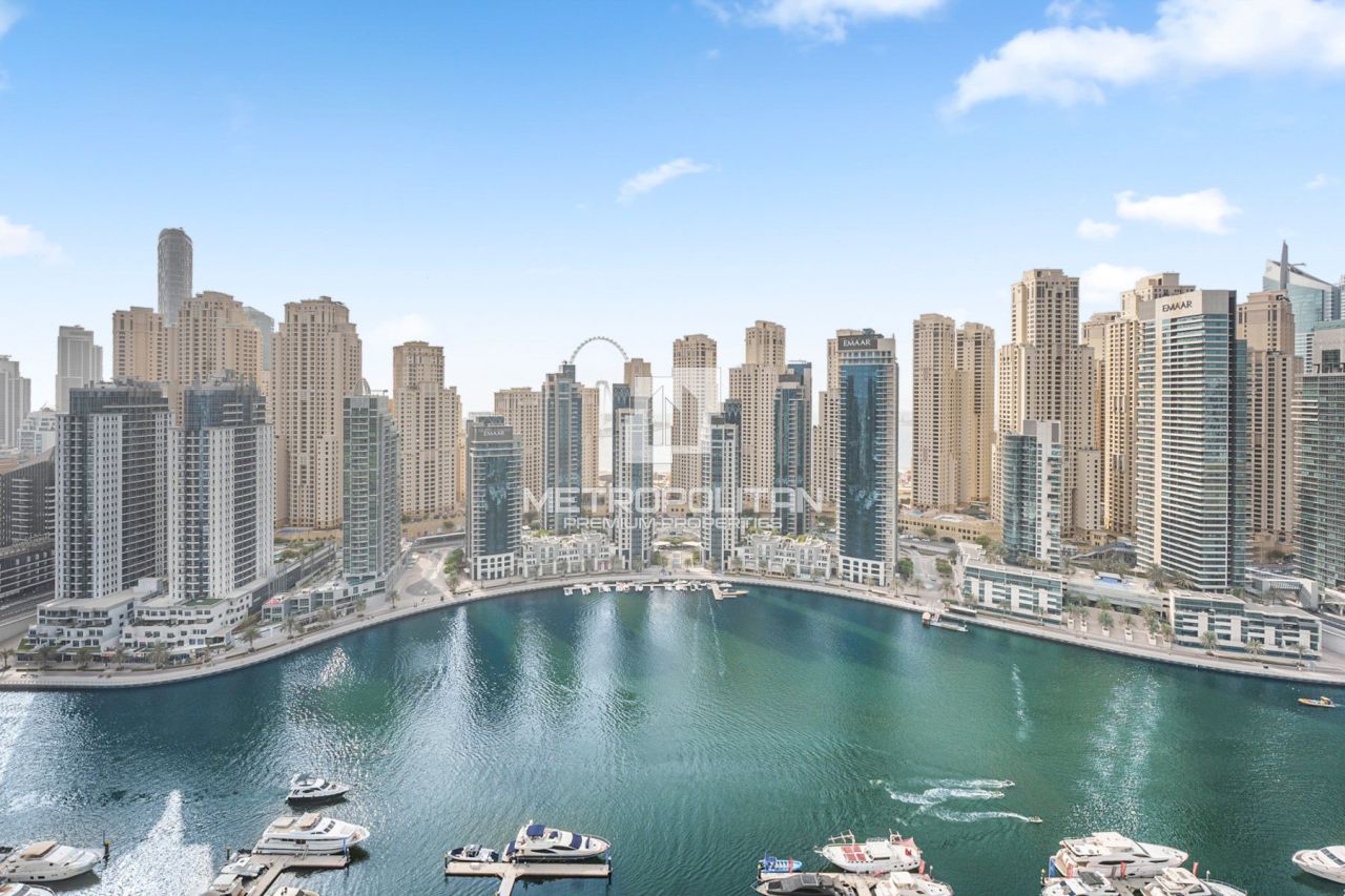 Apartamento en Dubái, EAU, 154 m² - imagen 1