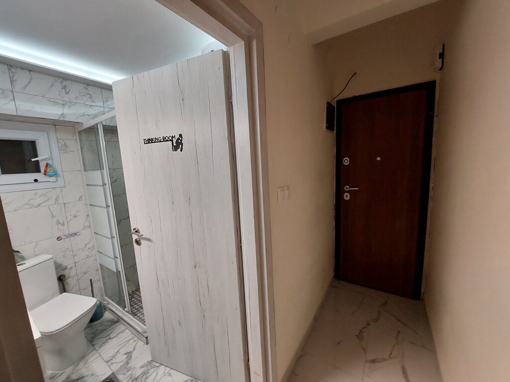 Flat in Thessaloniki, Greece, 33 m² - picture 11