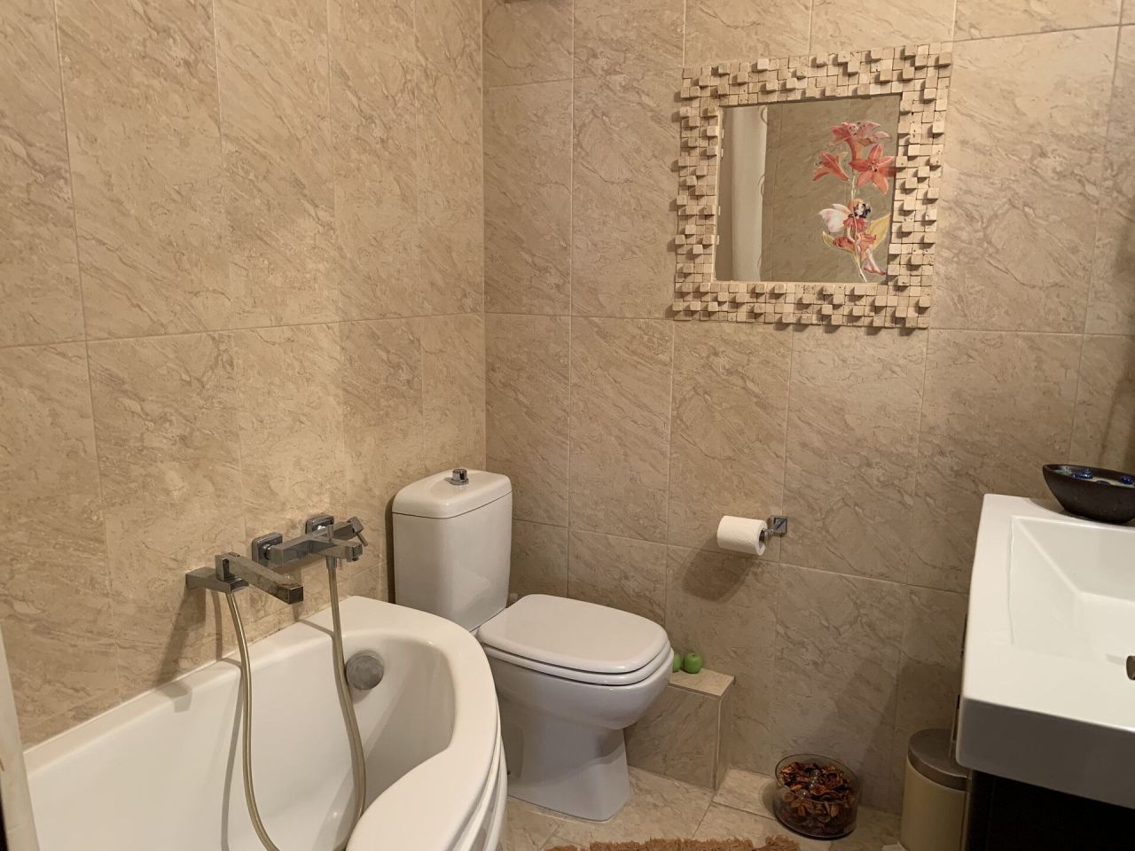 Flat in Thessaloniki, Greece, 75 m² - picture 11