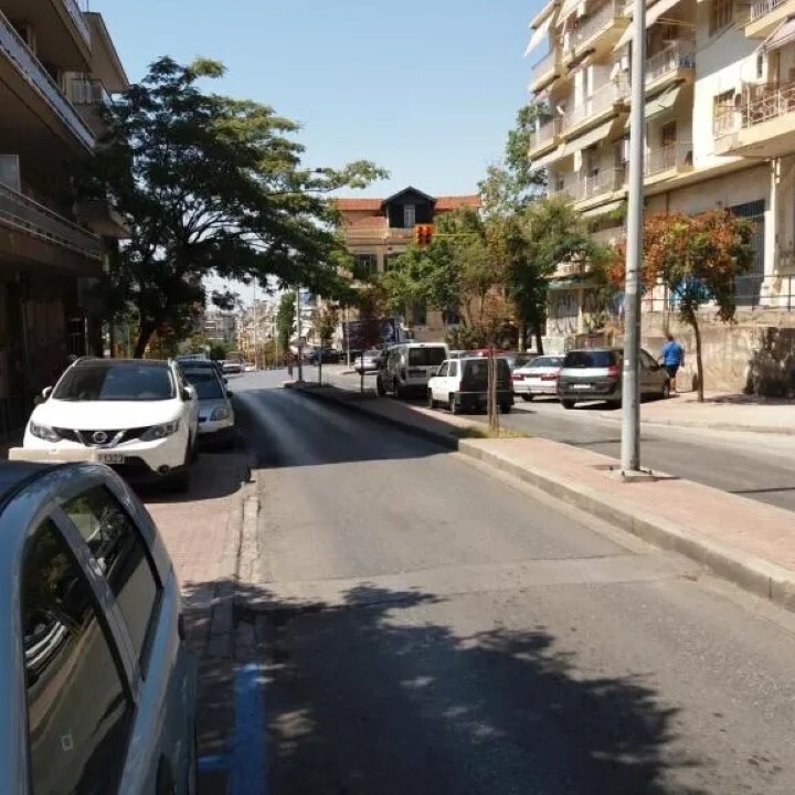 Flat in Thessaloniki, Greece, 27 m² - picture 11