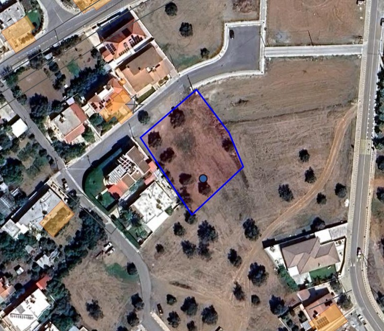 Terreno en Lárnaca, Chipre, 1 673 m² - imagen 1