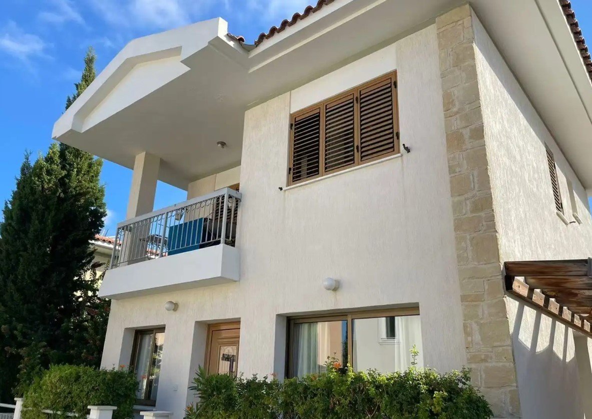 House in Agios Theodoros, Cyprus - picture 1