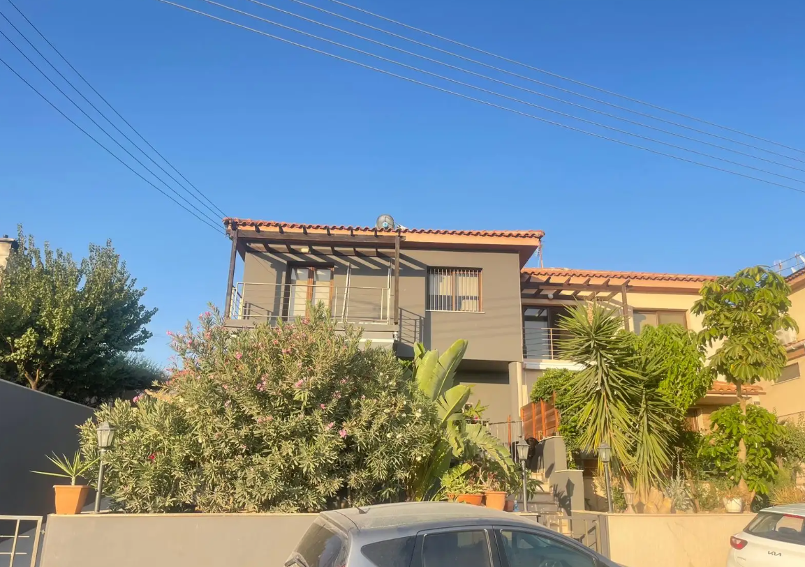 Casa en Erimi, Chipre, 188 m² - imagen 1