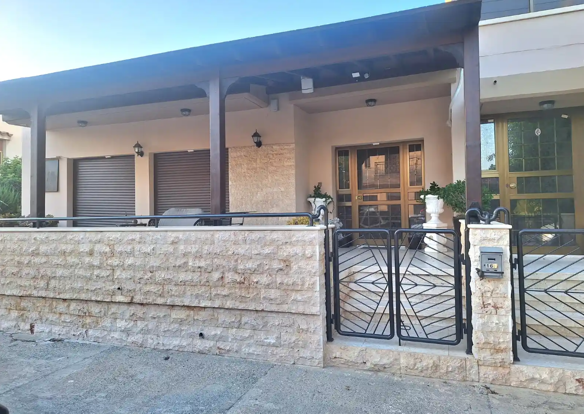 Haus in Kato Polemidia, Zypern, 150 m² - Foto 1
