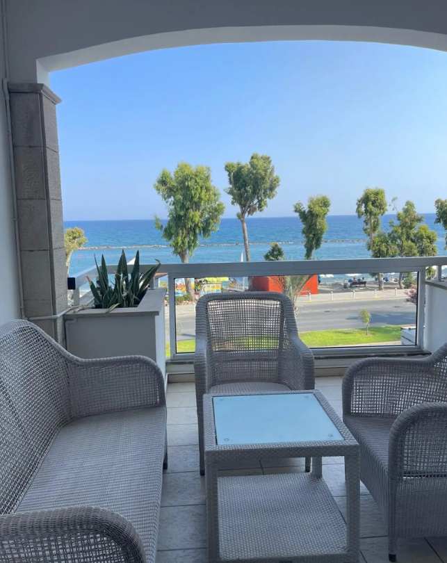 Apartment in Germasogeia, Cyprus, 108 m² - picture 2