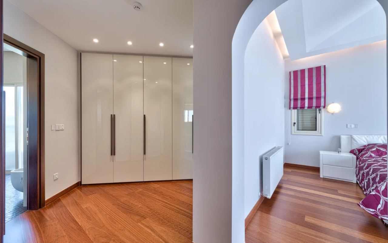 Maison à Germasogeia, Chypre, 287 m² - image 3