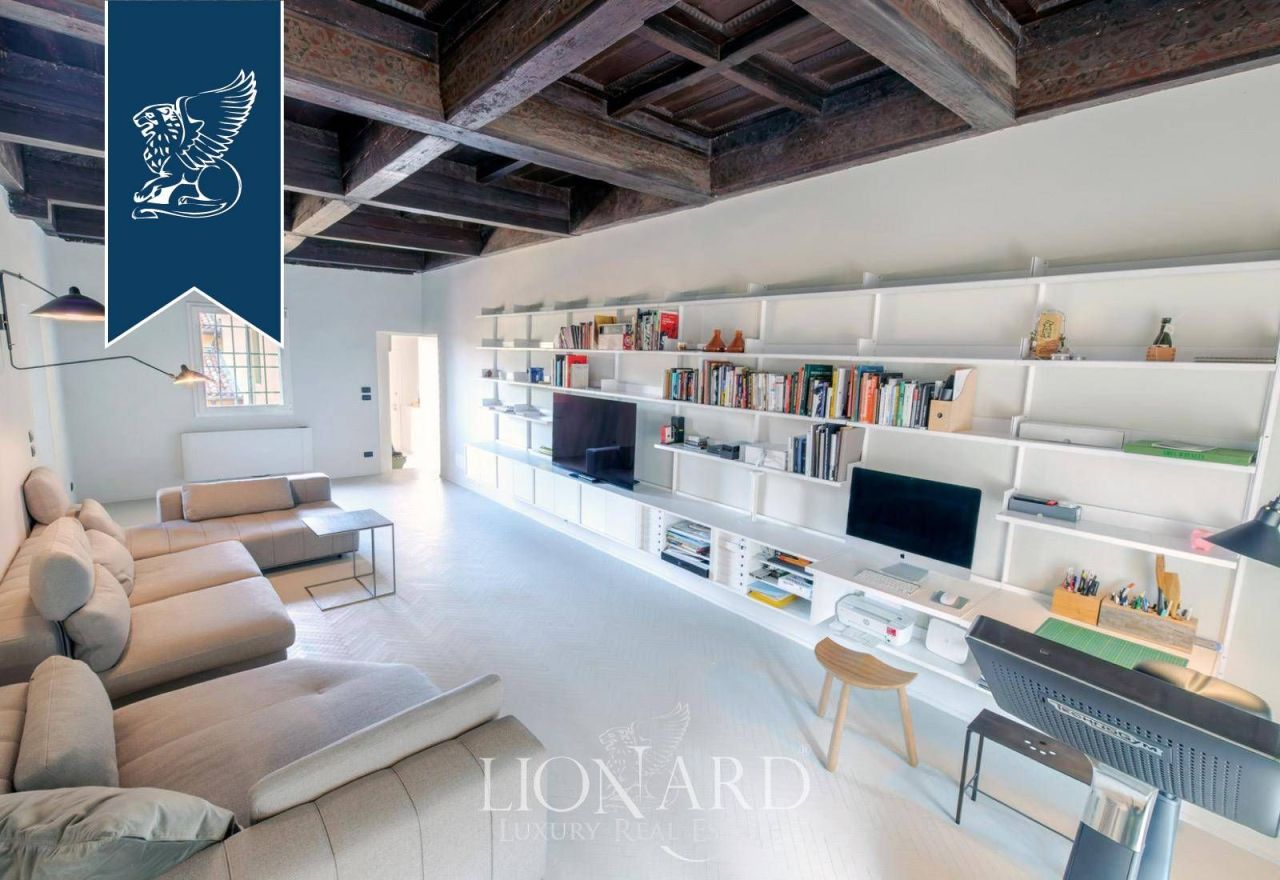 Appartement à Bologne, Italie, 442 m² - image 1