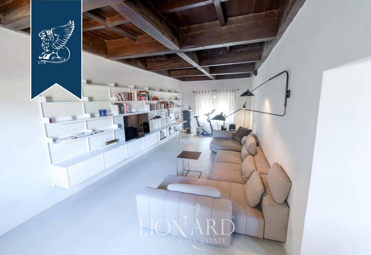 Apartment in Bologna, Italy, 442 m² - picture 3