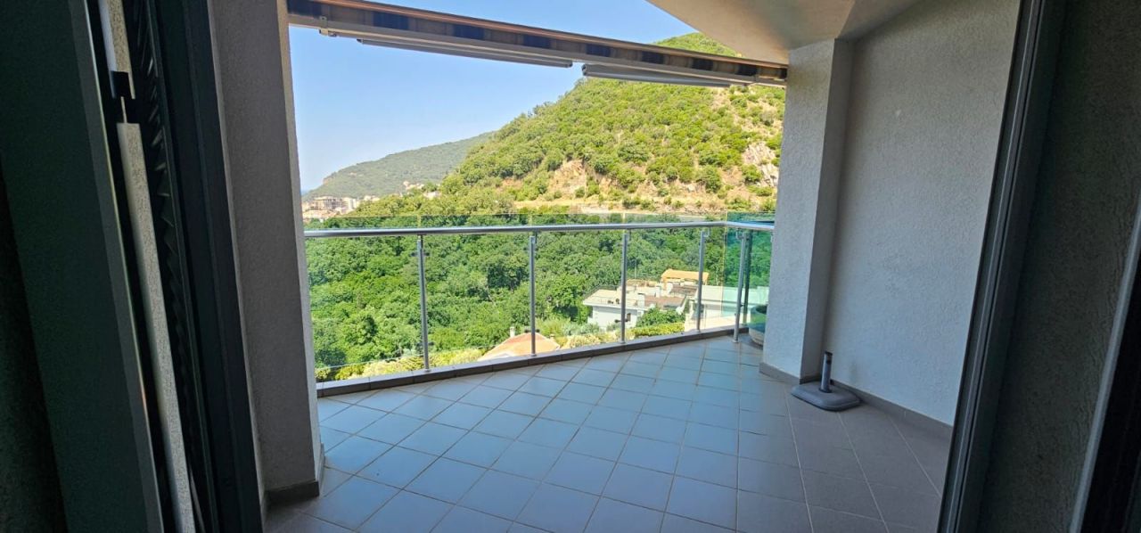 Apartamento en Petrovac, Montenegro, 93 m² - imagen 4