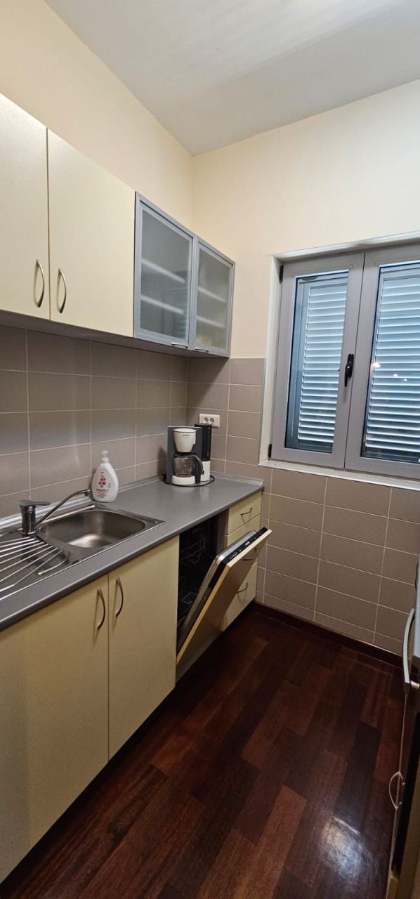 Apartamento en Petrovac, Montenegro, 93 m² - imagen 18