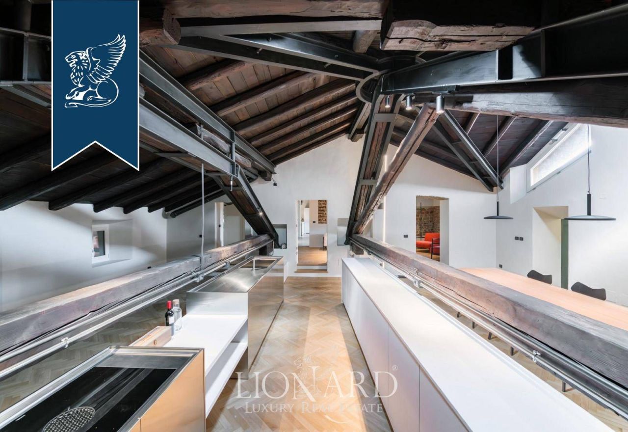 Apartment in Bologna, Italy, 442 m² - picture 7