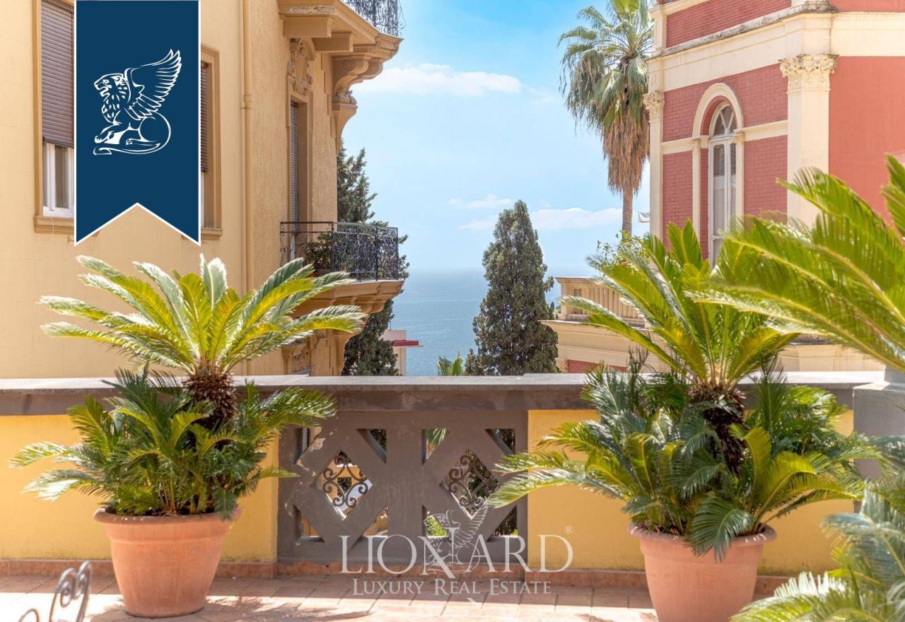 Villa in Naples, Italy, 419 m² - picture 7