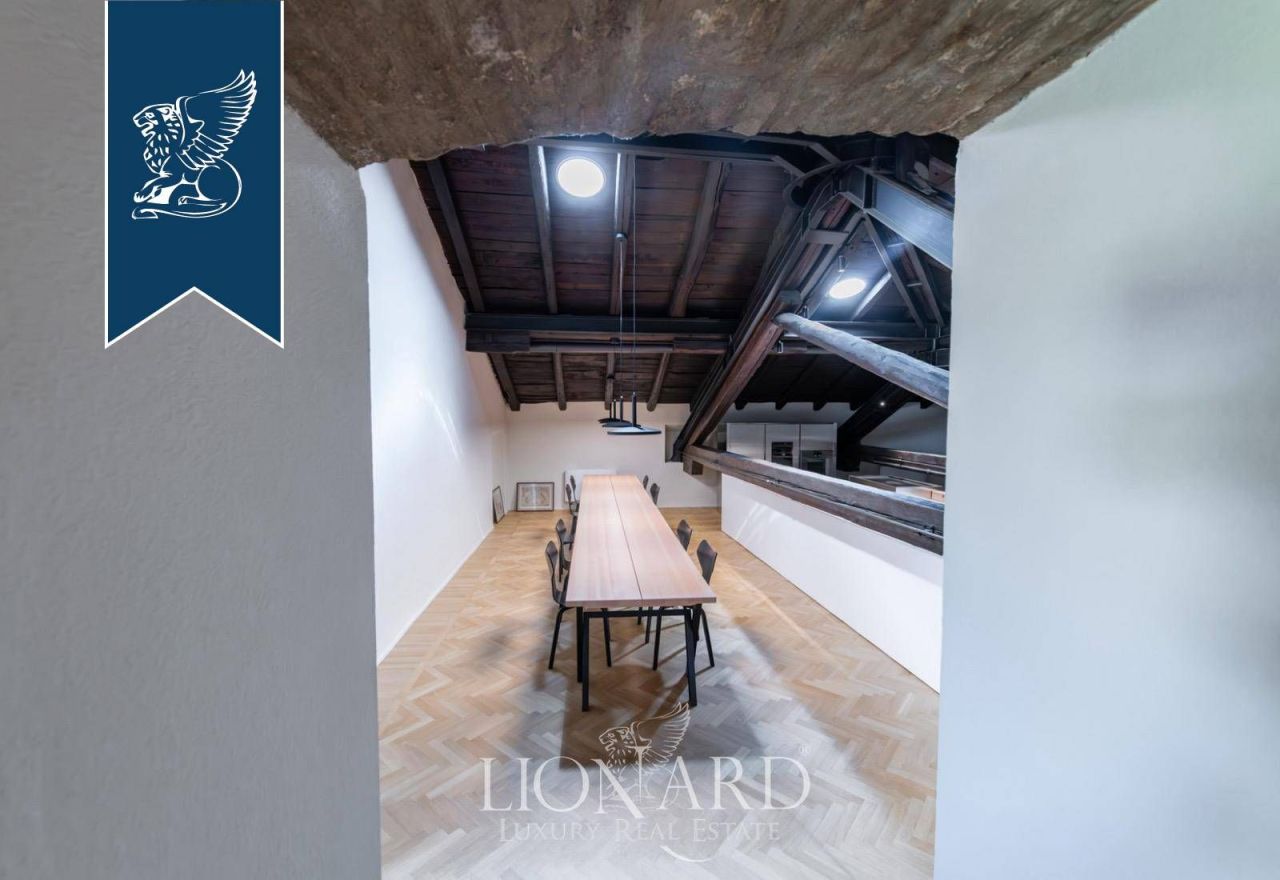 Apartment in Bologna, Italy, 442 m² - picture 11