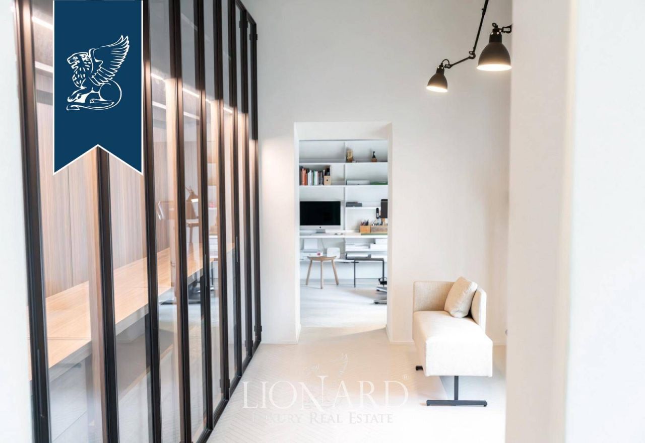 Apartment in Bologna, Italy, 442 m² - picture 12