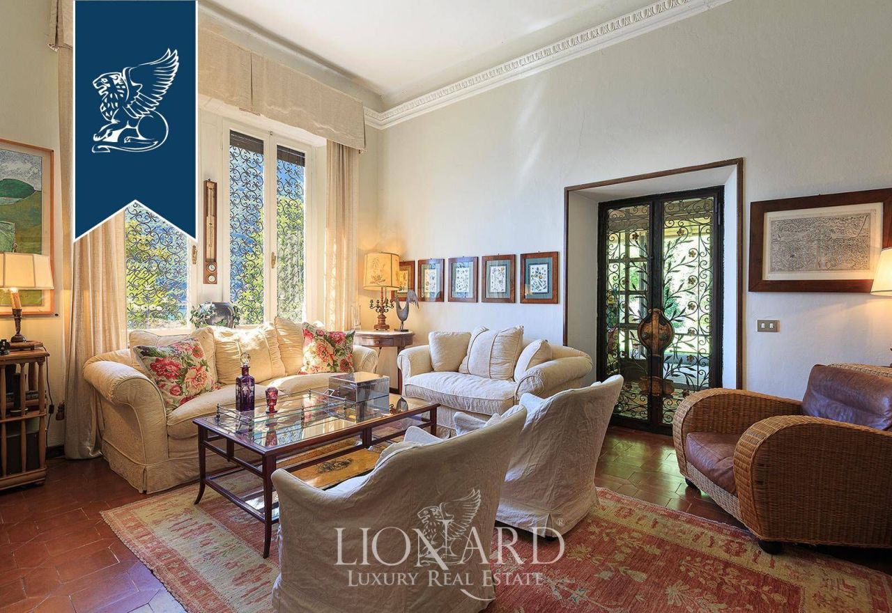 Villa in Pognana Lario, Italy, 280 m² - picture 13