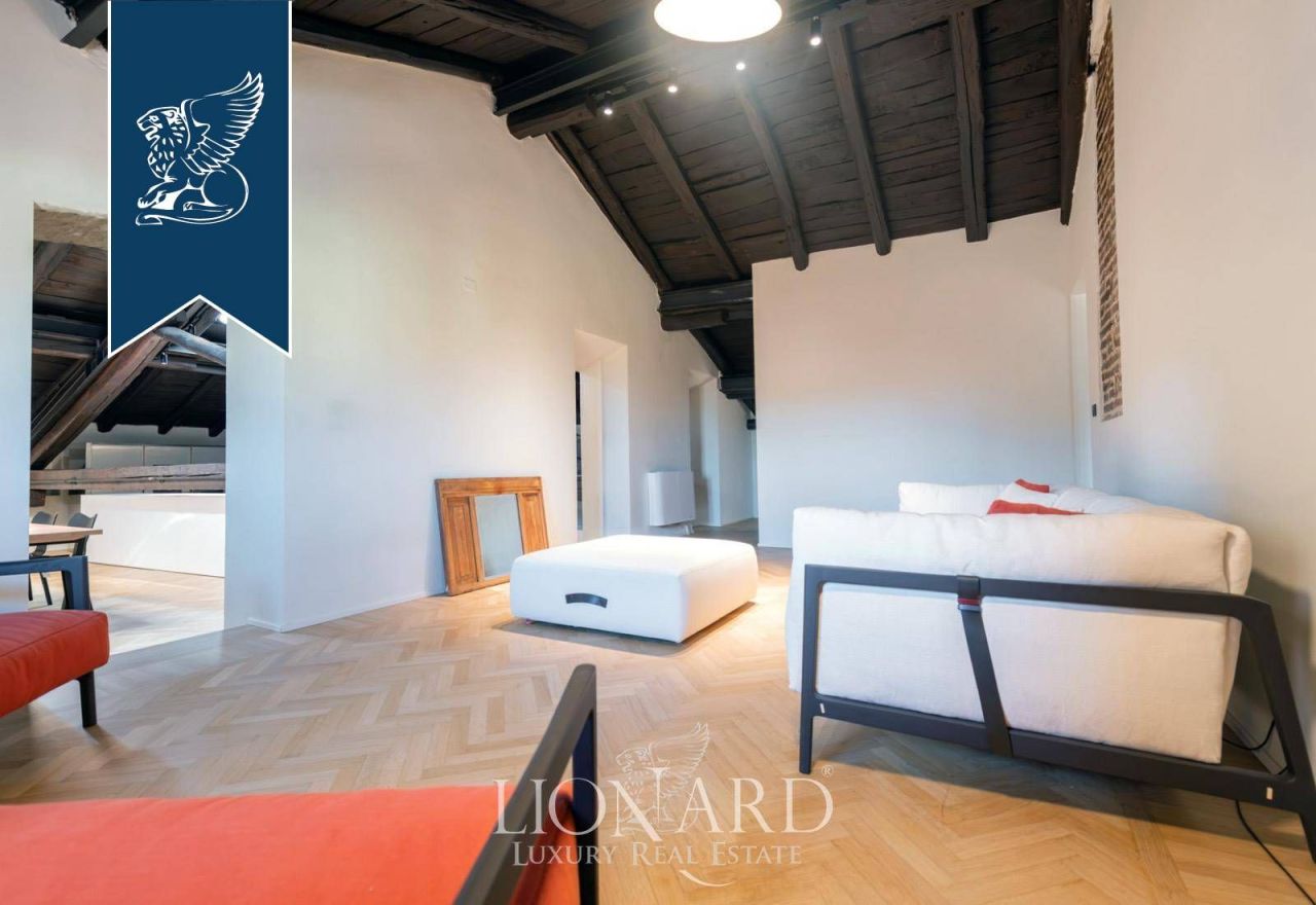 Apartment in Bologna, Italy, 442 m² - picture 14