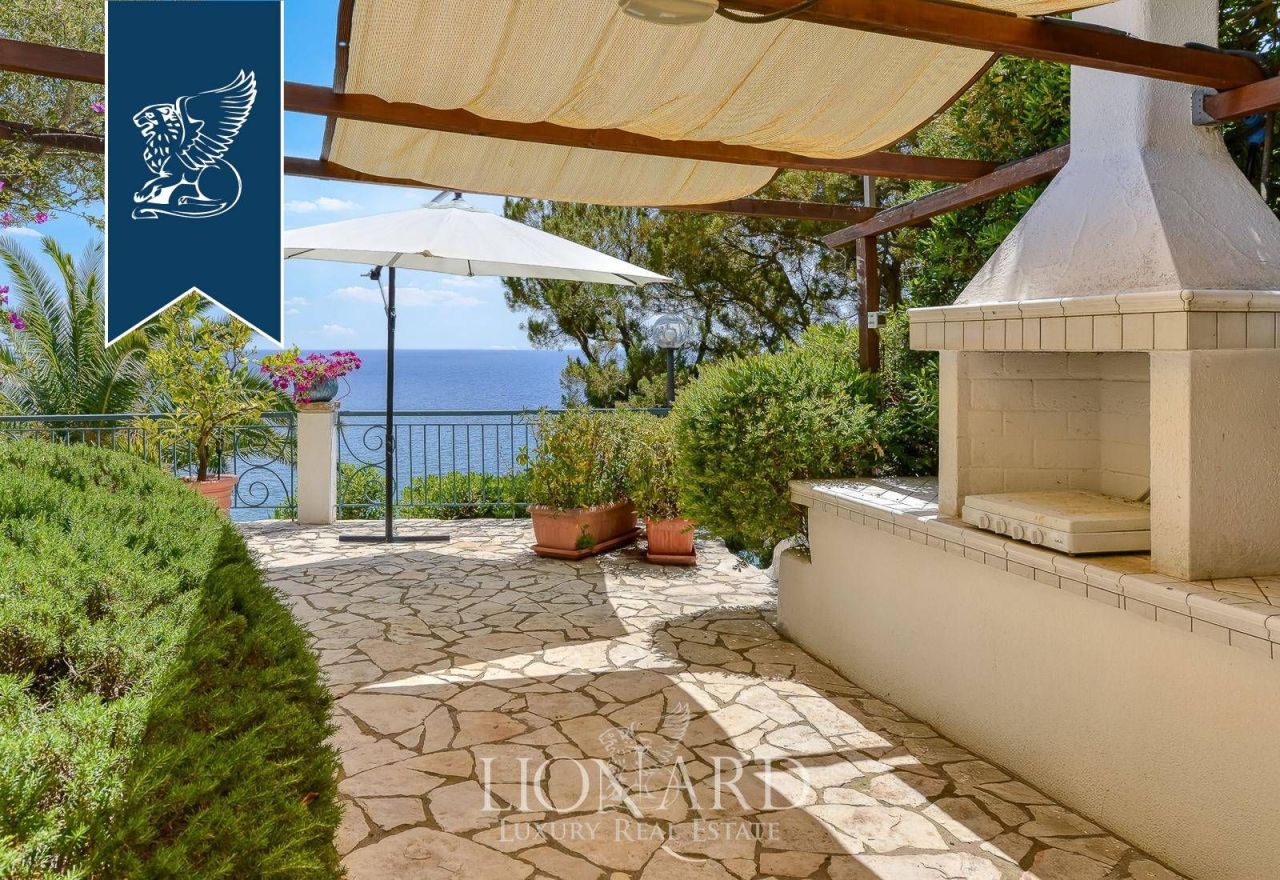 Villa à San Felice Circeo, Italie, 190 m² - image 15