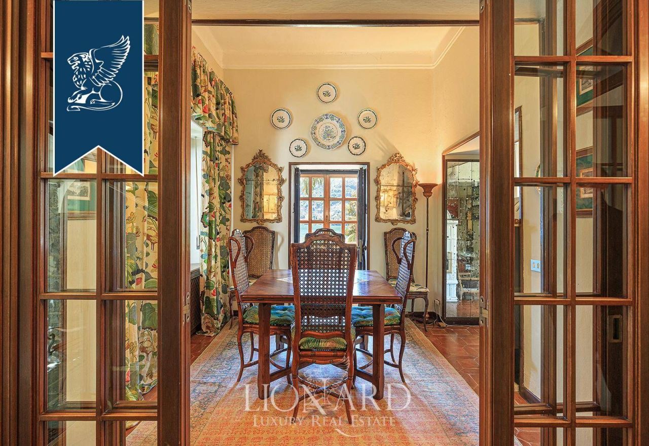 Villa in Pognana Lario, Italy, 280 m² - picture 18