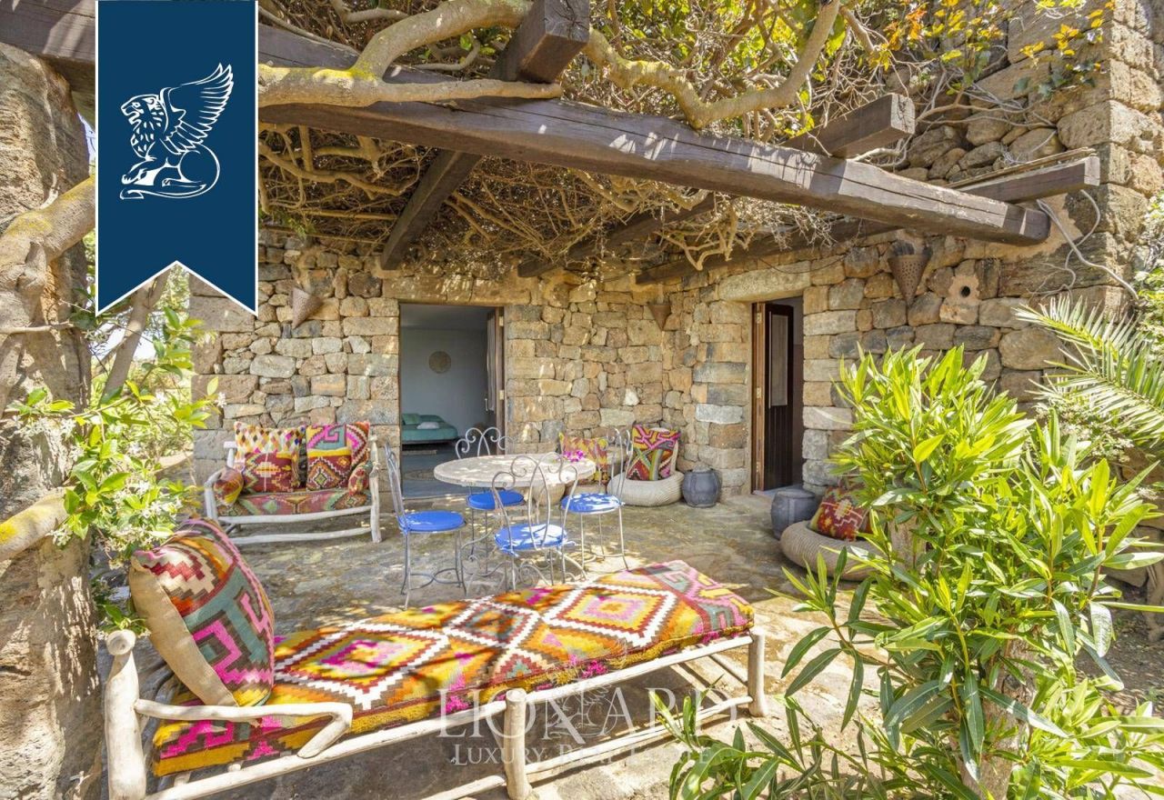 Villa à Pantelleria, Italie, 400 m² - image 18
