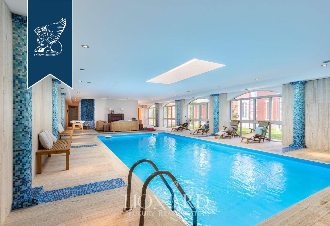 Villa en Alessandria, Italia, 1 205 m² - imagen 19