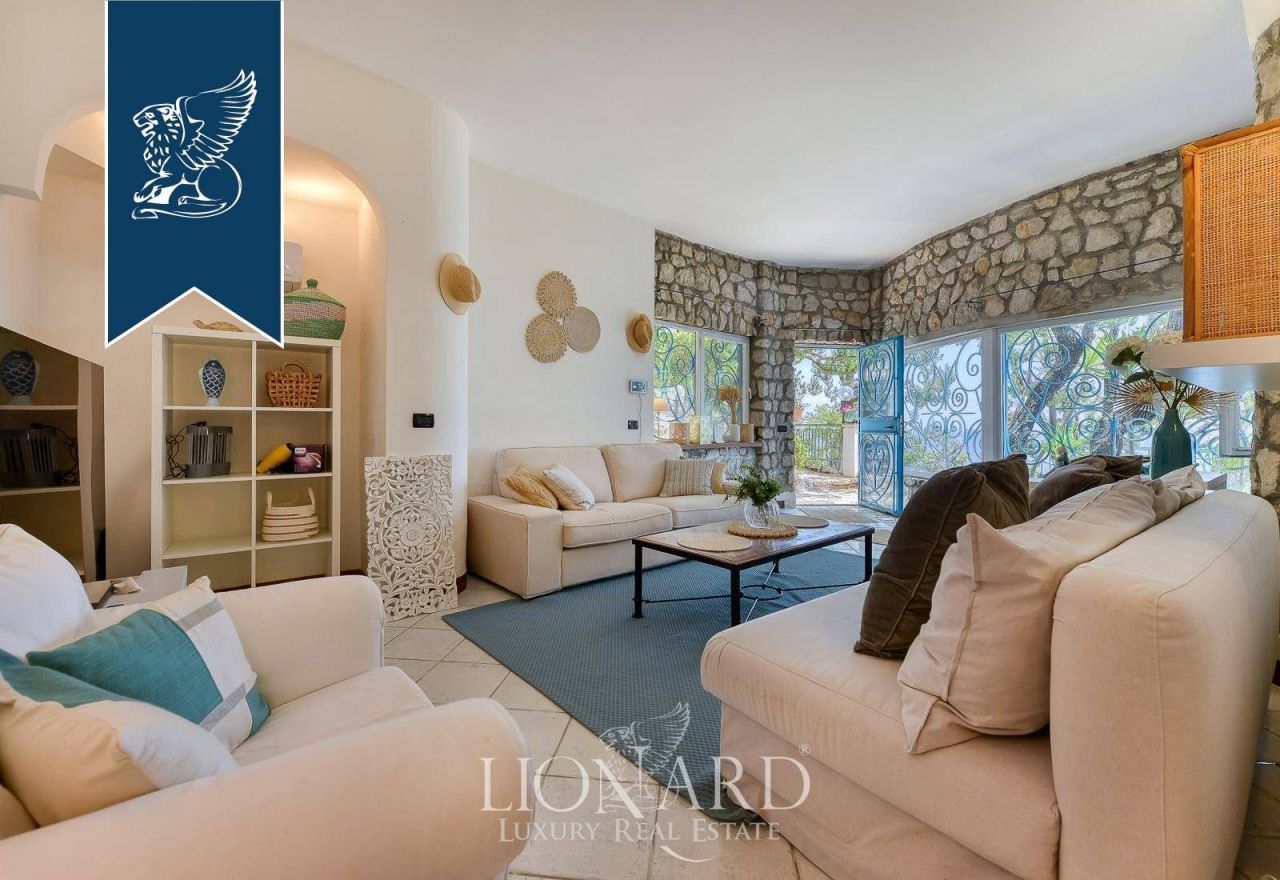 Villa à San Felice Circeo, Italie, 190 m² - image 19