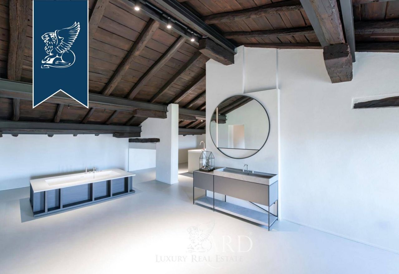 Apartment in Bologna, Italy, 442 m² - picture 19