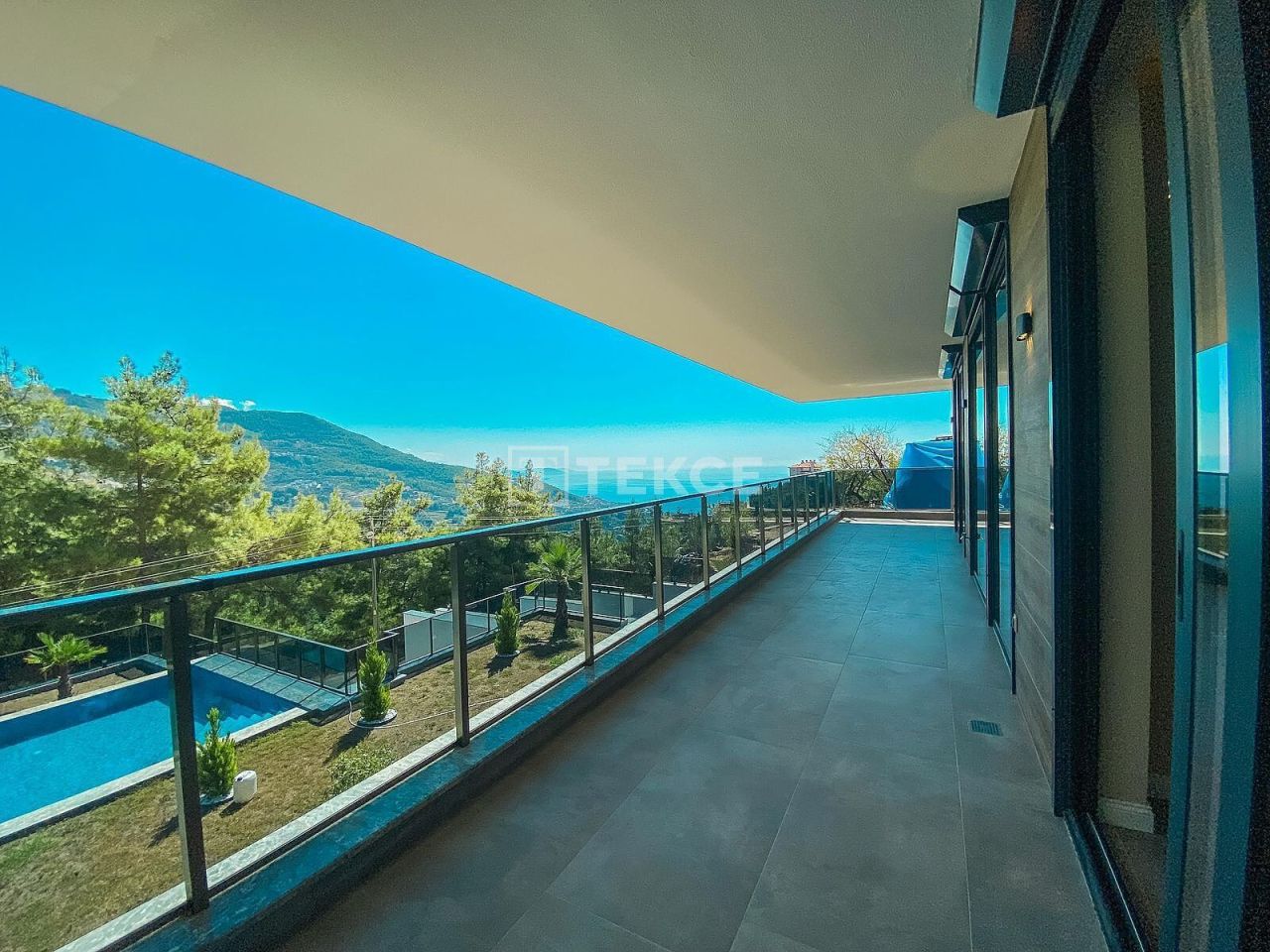 Villa in Alanya, Turkey, 600 m² - picture 1