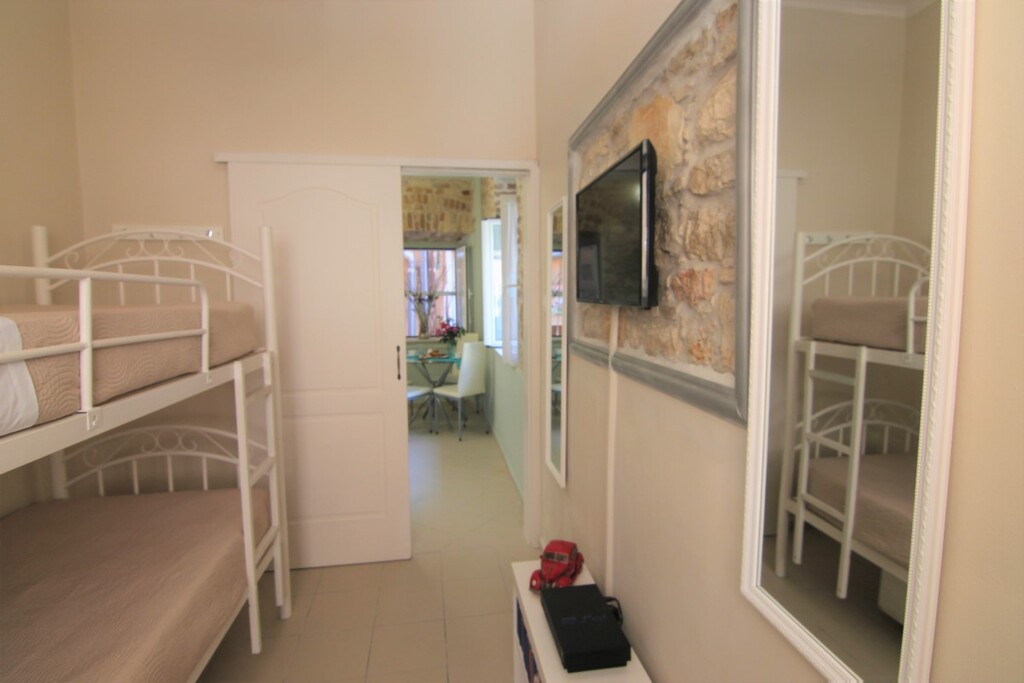Flat in Corfu, Greece, 59 m² - picture 12