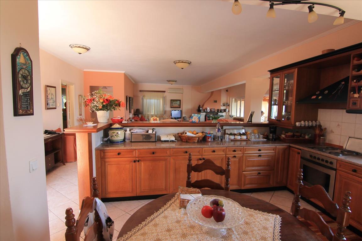 Maison à Corfou, Grèce, 380 m² - image 12