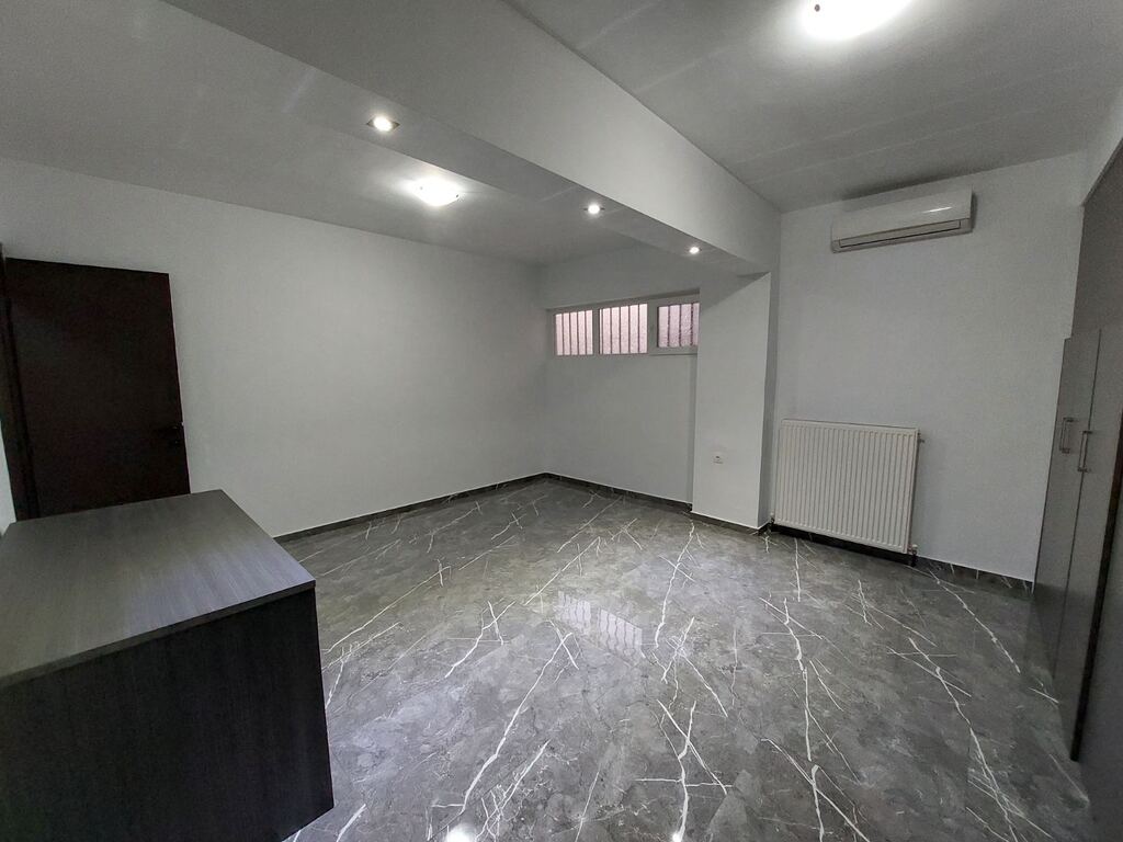 Flat in Thessaloniki, Greece, 89 m² - picture 12