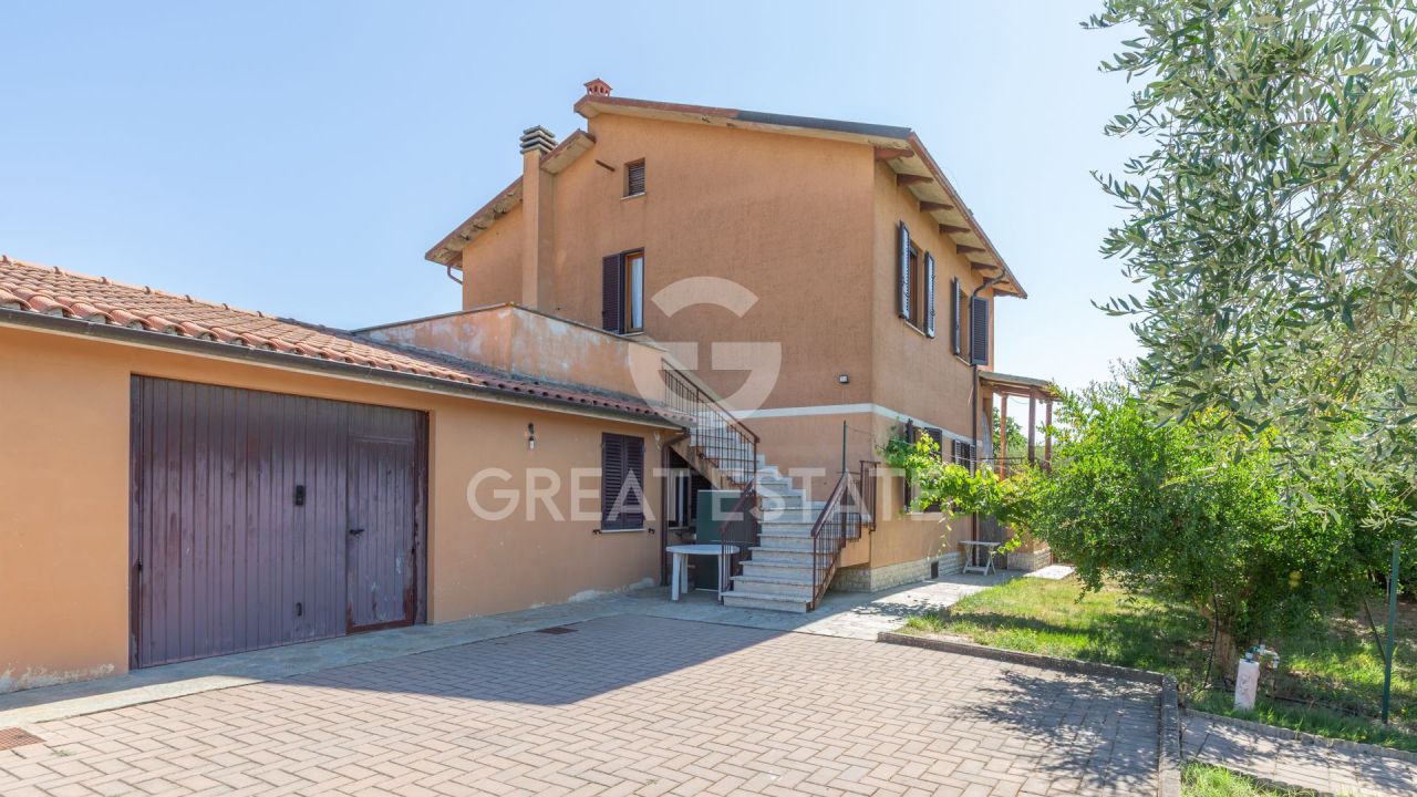 Villa in Castiglione del Lago, Italien, 204.95 m² - Foto 3