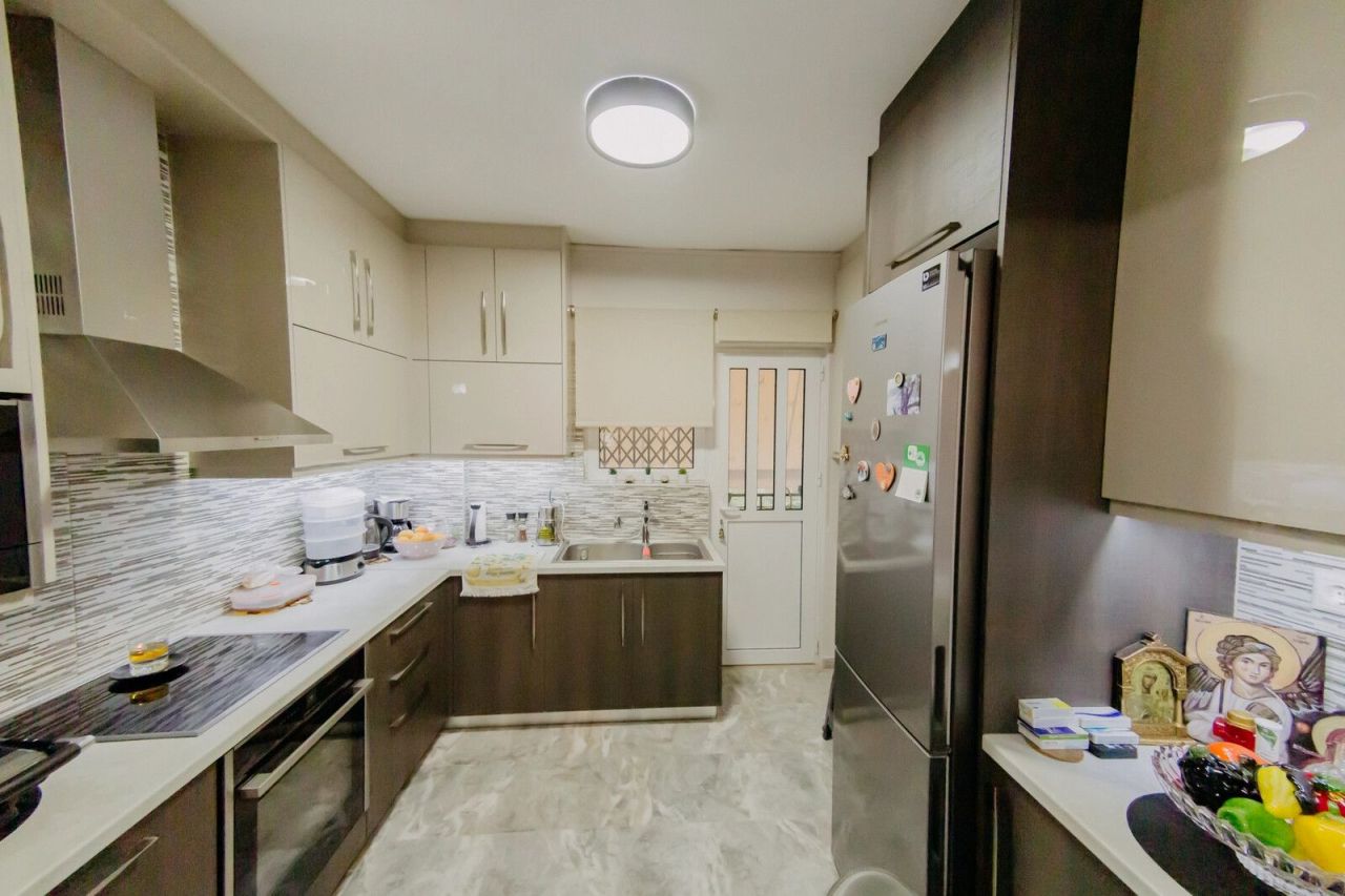 Flat in Attica, Greece, 78 m² - picture 14