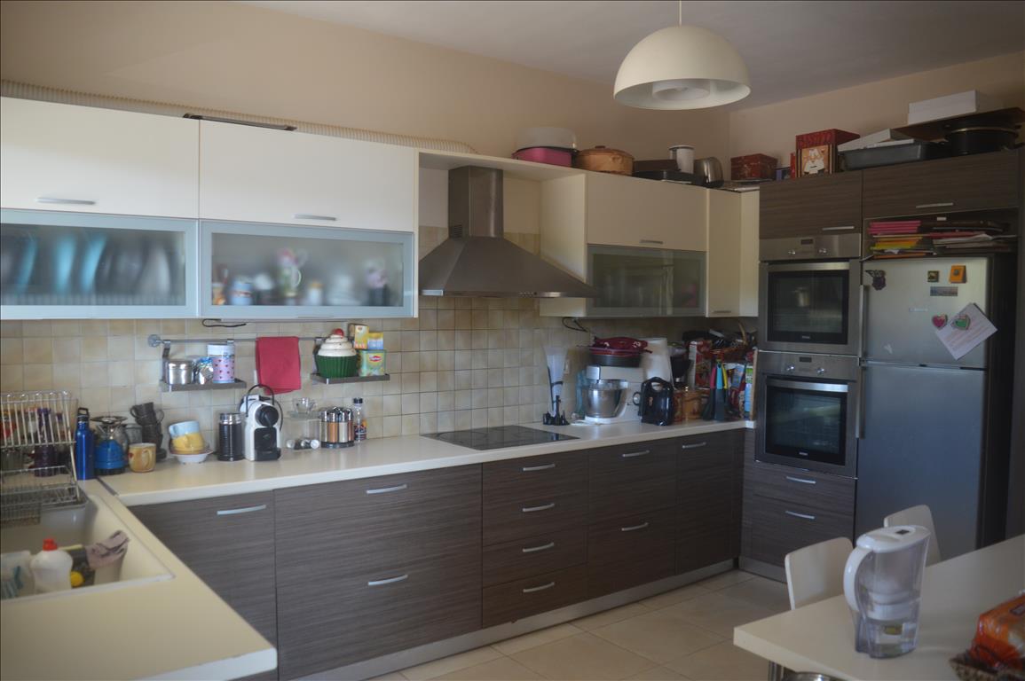 Casa a Loutraki, Grecia, 270 m² - foto 15