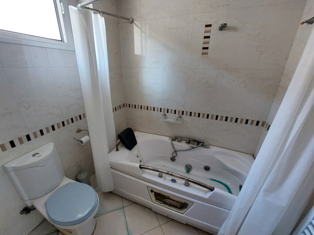 Maisonette in Thessaloniki, Greece, 180 m² - picture 16