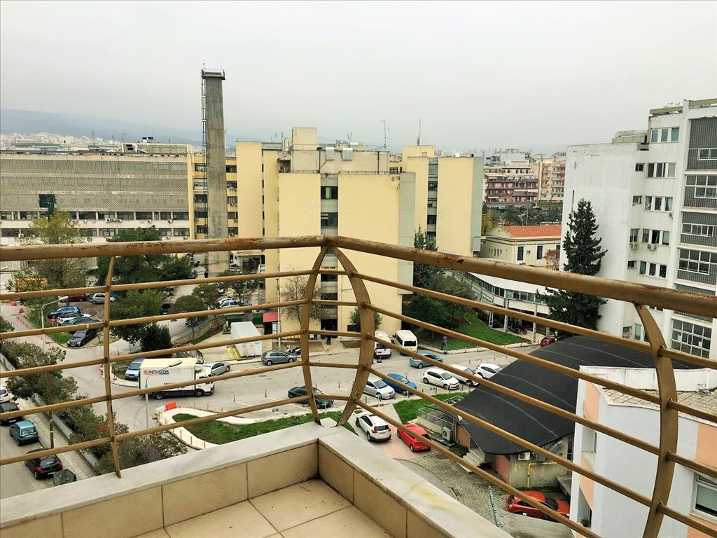 Flat in Thessaloniki, Greece, 72 m² - picture 16