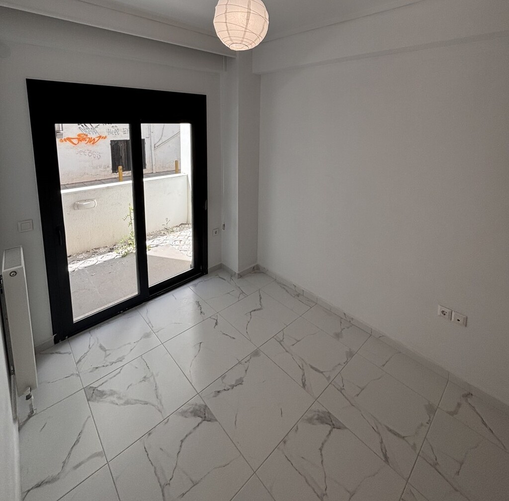 Flat in Thessaloniki, Greece, 42 m² - picture 19