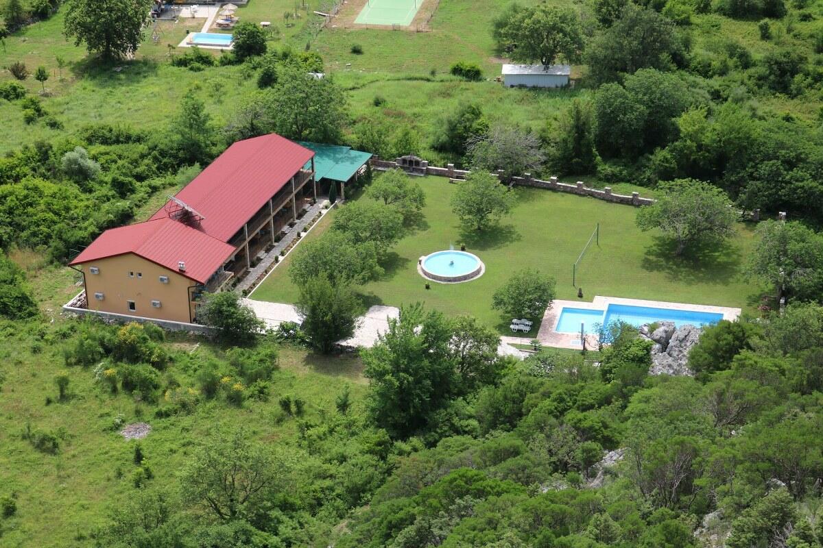 Bureau à Buljarica, Monténégro, 767 m² - image 1