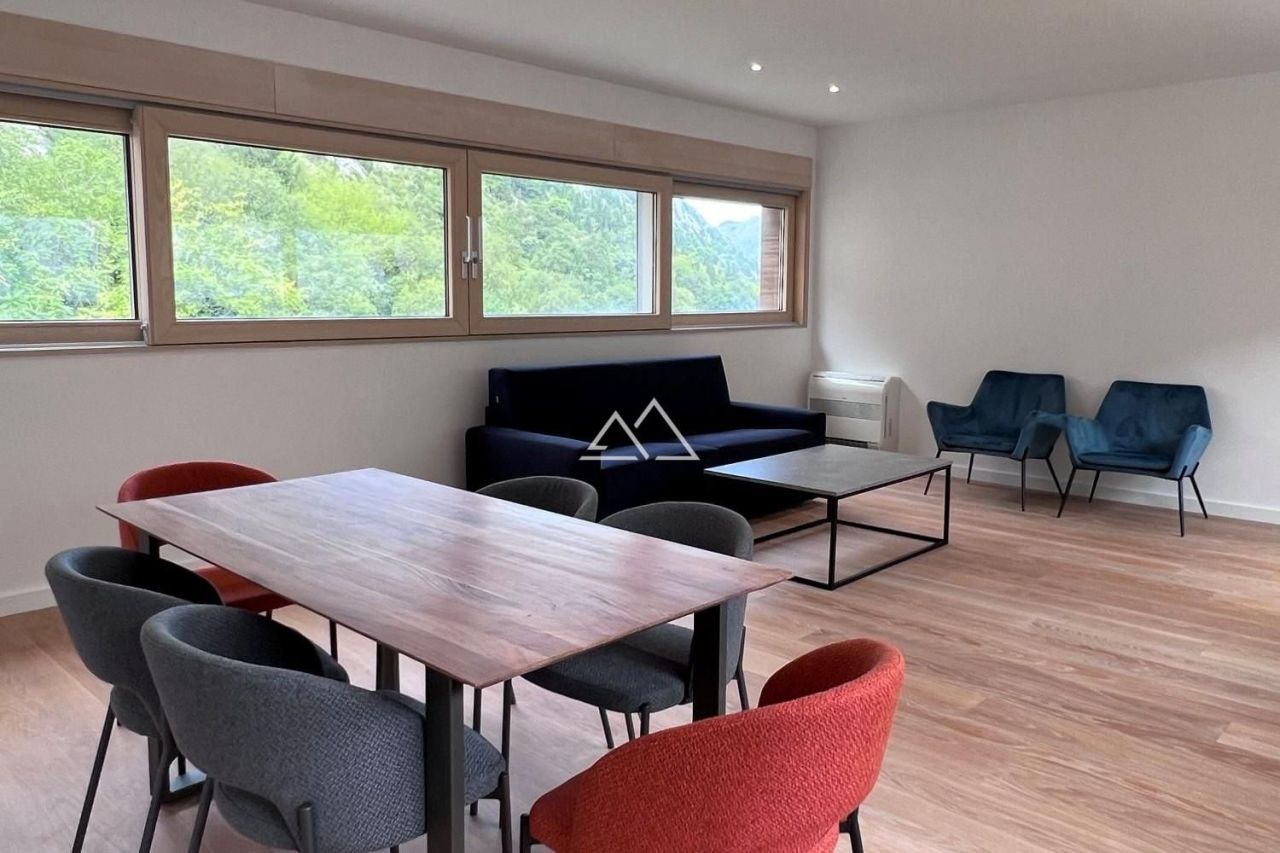 Apartment in Kotor, Montenegro, 198 m² - picture 5