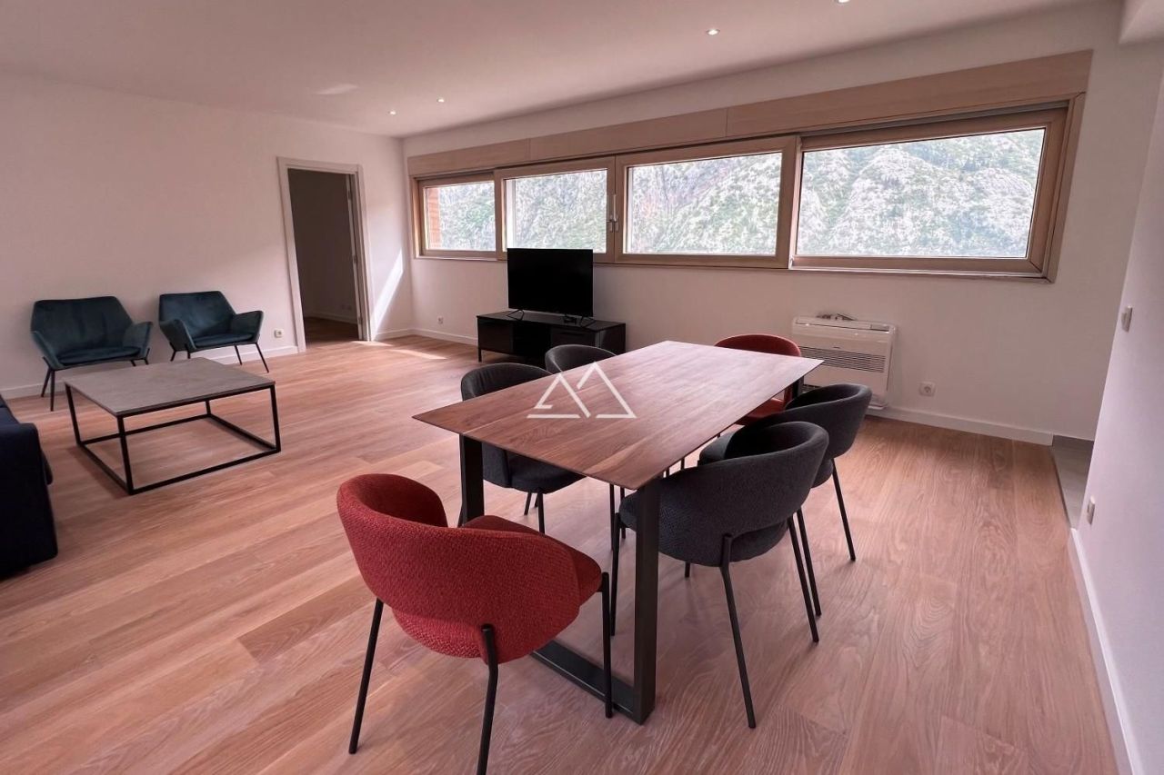 Apartment in Kotor, Montenegro, 198 m² - picture 7