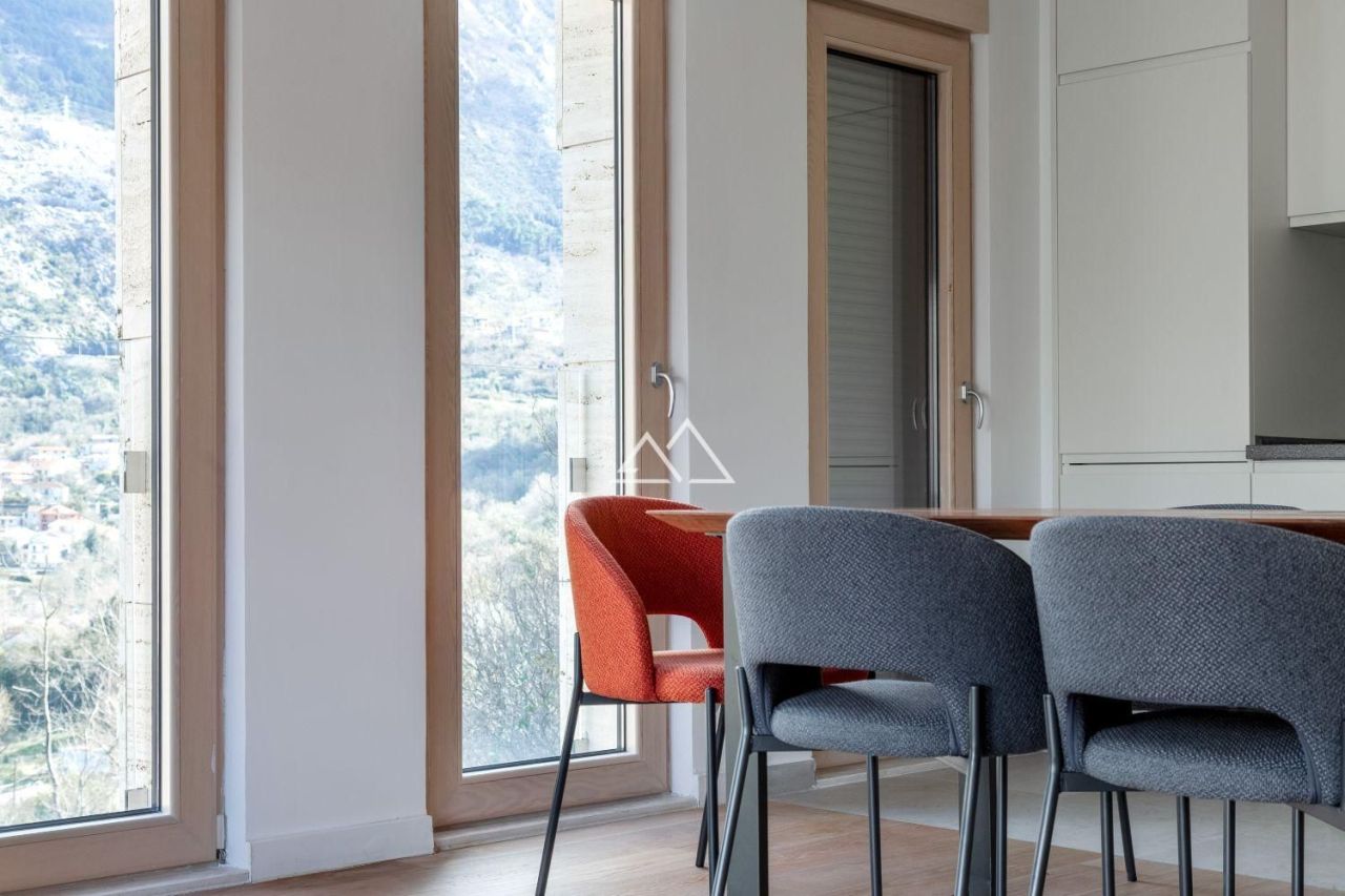 Apartment in Kotor, Montenegro, 136 m² - Foto 8