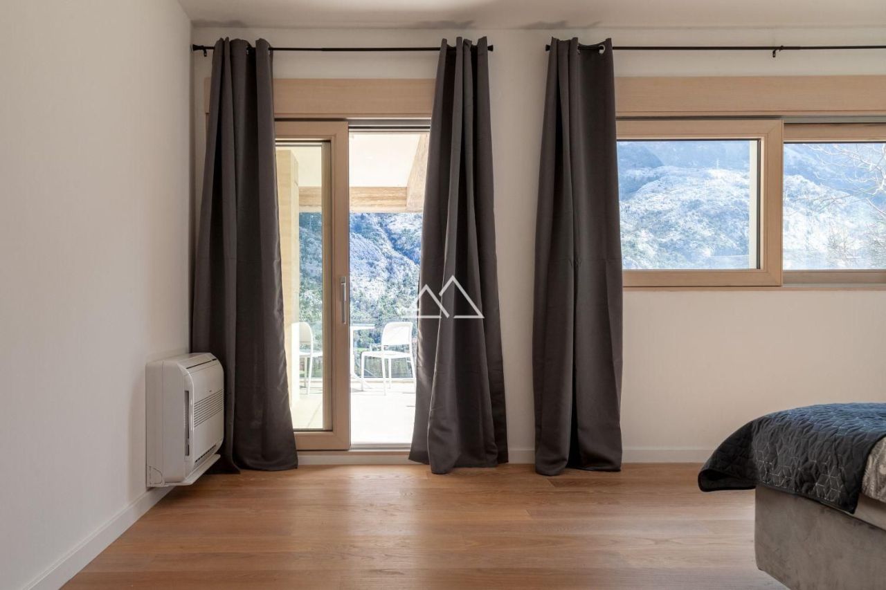 Apartment in Kotor, Montenegro, 136 m² - Foto 11