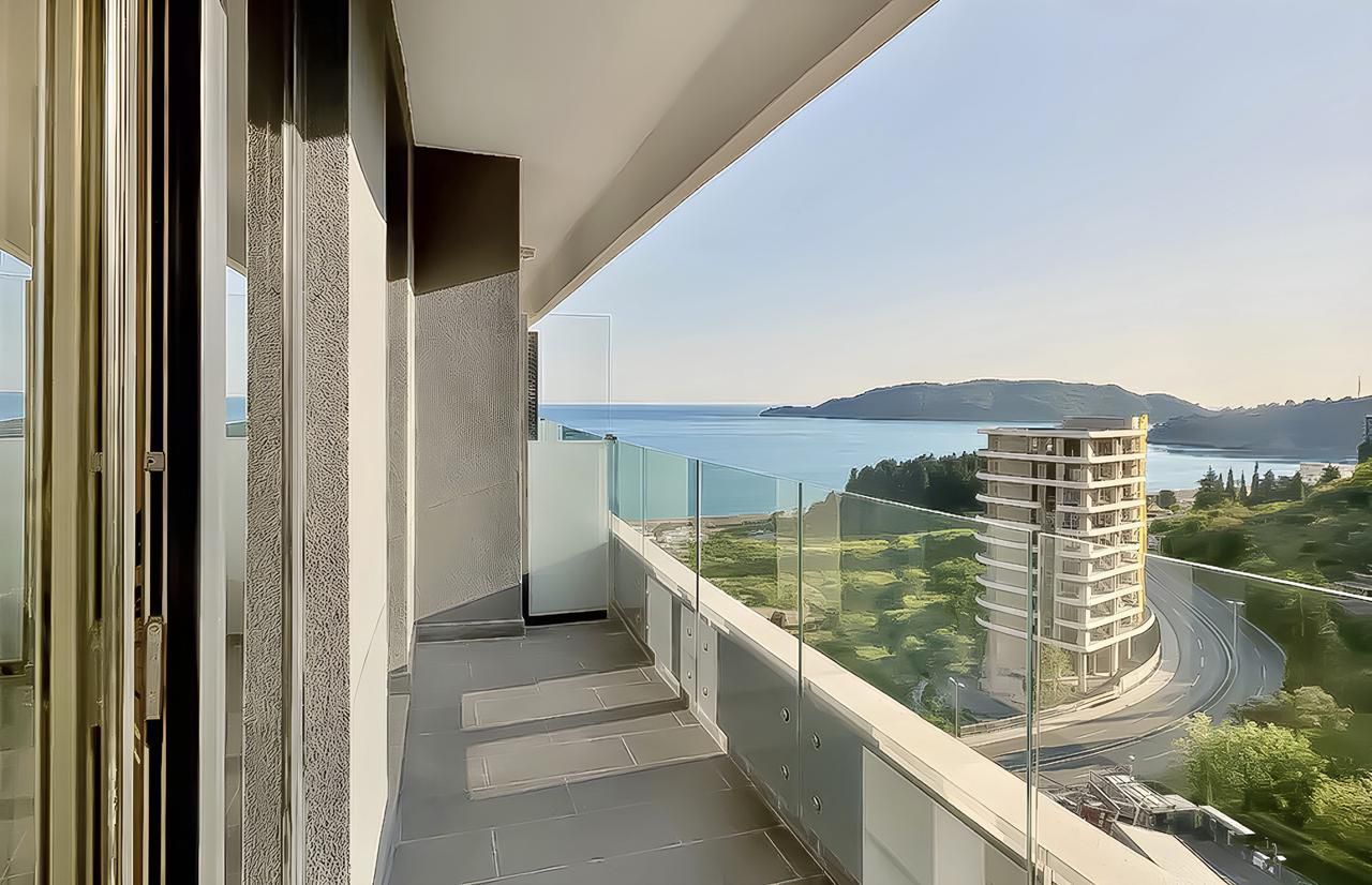 Apartment in Becici, Montenegro, 40 m² - picture 1