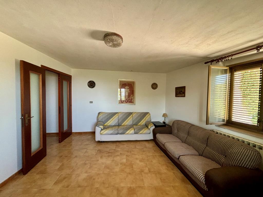 Townhouse in Campobasso, Italy, 187 m² - picture 9