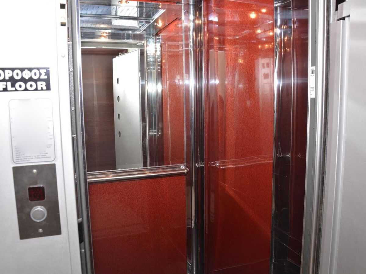 Hotel in Paralia, Greece, 729 m² - picture 2