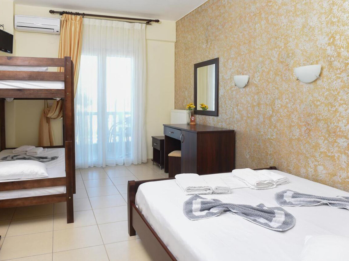 Hotel in Paralia, Greece, 729 m² - picture 6