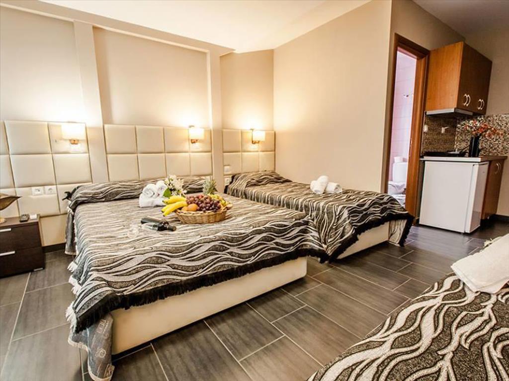 Hotel en Paralia, Grecia, 770 m² - imagen 1