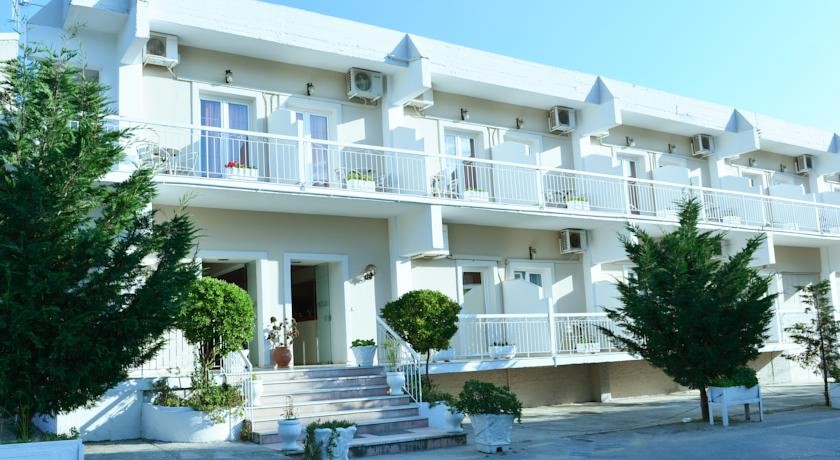 Hotel en Corfú, Grecia, 1 200 m² - imagen 1