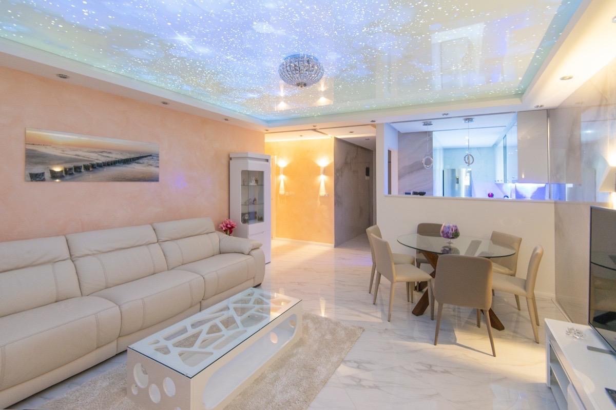 Piso en Rafailovici, Montenegro, 96 m² - imagen 1