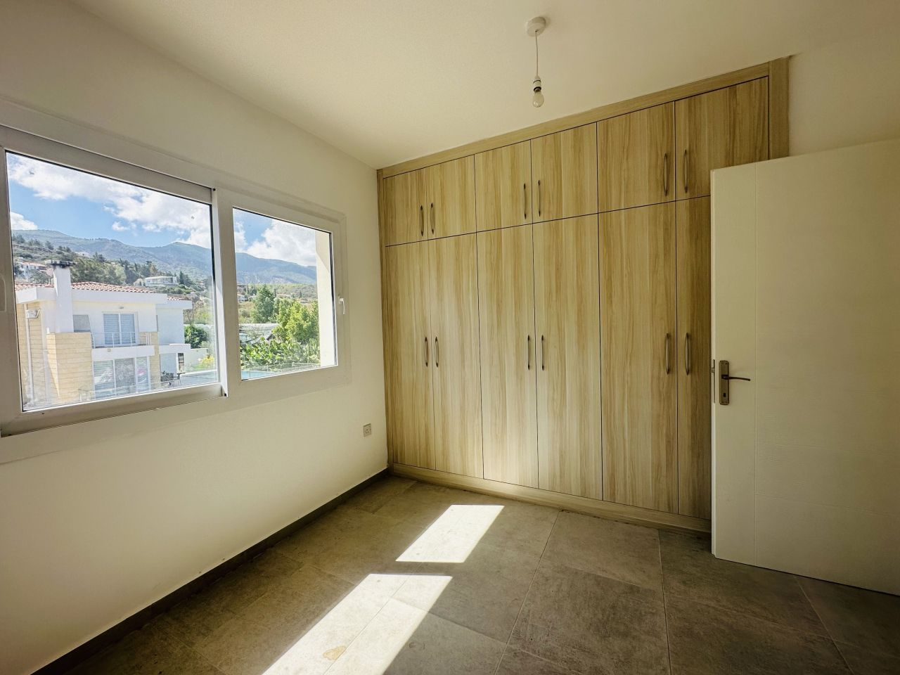 Villa en Alsancak, Chipre, 180 m² - imagen 13