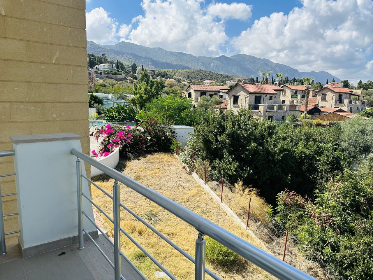 Villa en Alsancak, Chipre, 180 m² - imagen 11